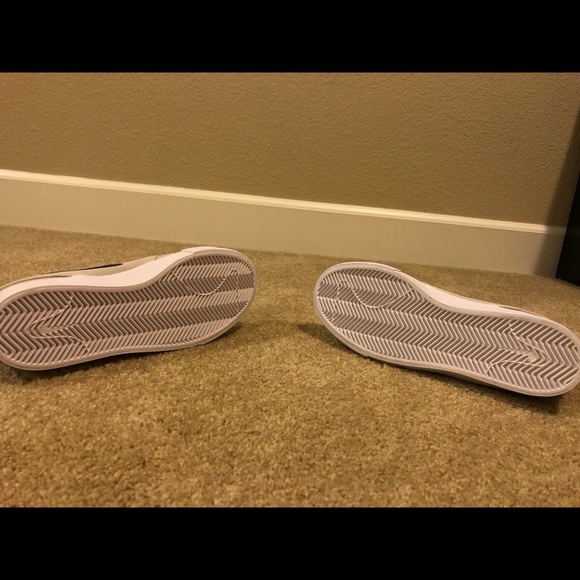 Nike SB Zoom Janoski RM (Women’s) - Picture 5 of 6